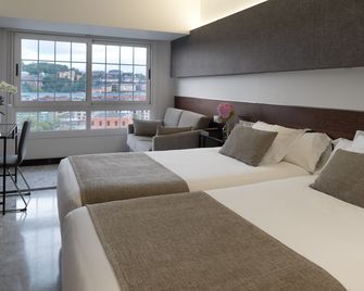 Hotel Avenida - Donostia-San Sebastián - Schlafzimmer