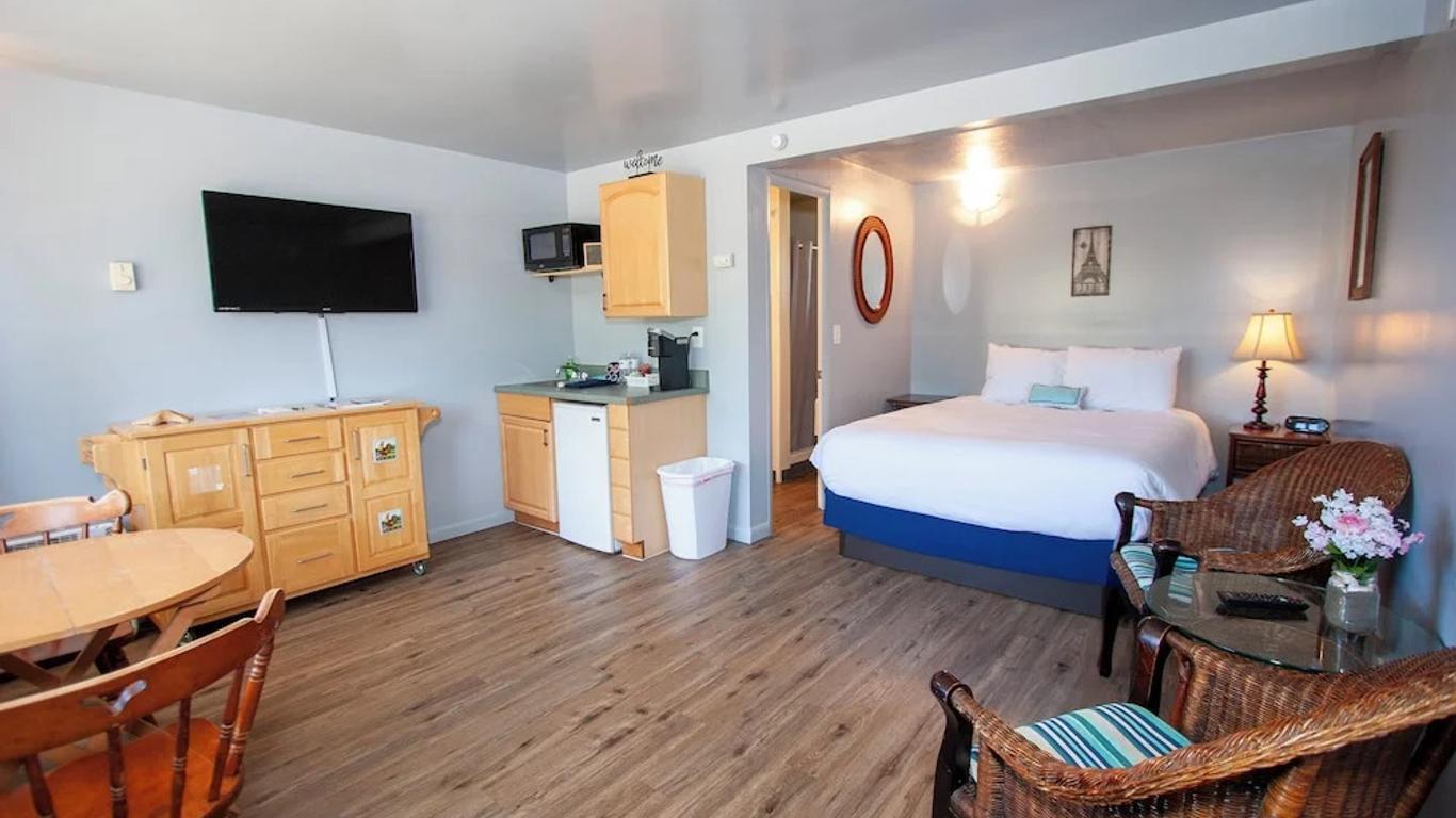 Pacific Motel and RV