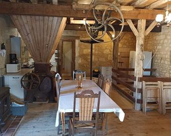 Chambres en maison d'hôtes Le Moulin d'Annepont - Annepont - Restaurant