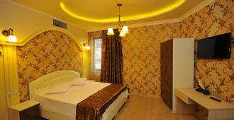 Hotel Iberia - Batumi - Bedroom