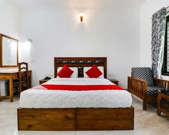 Fabhotel Star Inn Plus - Nr Kovalam Beach - Kovalam - Schlafzimmer