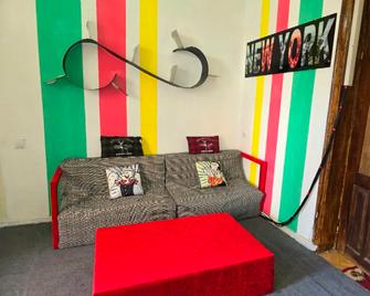 Colors Hostel - Tbilisi - Sala de estar