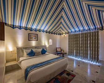 Aangan Resort Ranthambhore - A Private Pool Villa - Sawāi Mādhopur - Bedroom
