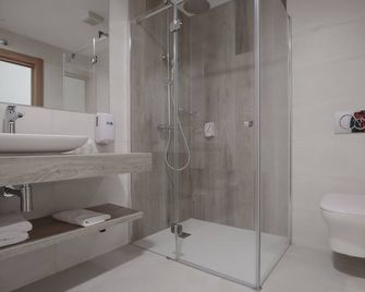 La Posada de Ojebar Nórdica - Rasines - Baño