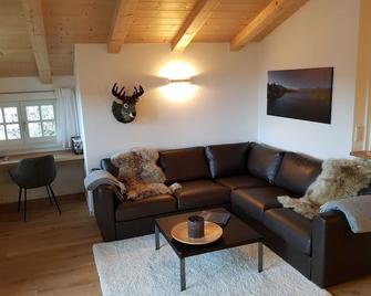 Bodenschneid Suiten Neureuthblick - Rottach Egern - Wohnzimmer