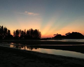 Sea Rounding - Ko Phra Thong - Vista del exterior