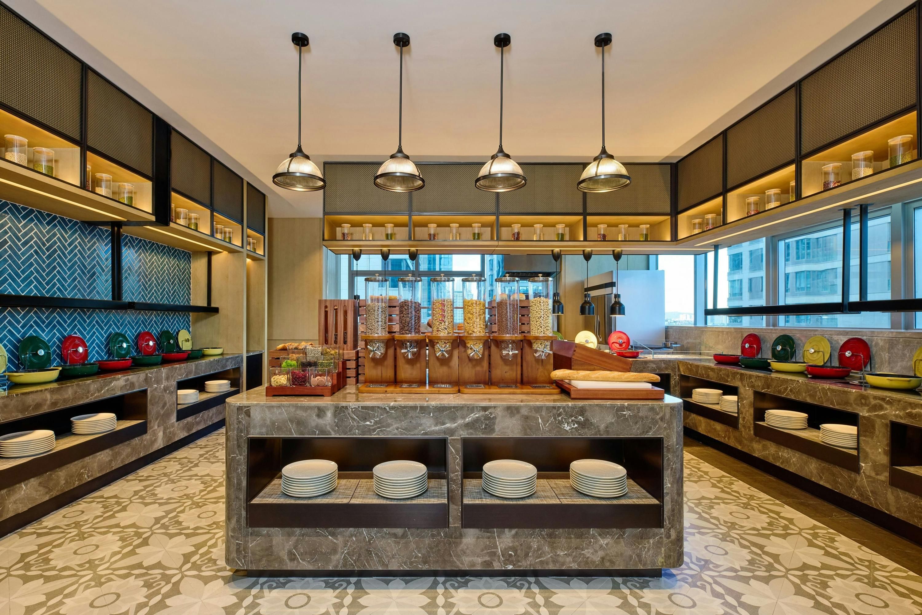 Four Points by Sheraton Kunming Guandu - קונמינג - לובי