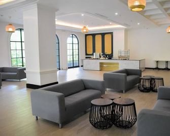Tavia Heritage Hotel - Jakarta - Lounge