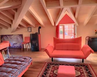 Villa Laila Bed & Breakfast - Lodi - Living room
