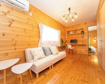 Yokkaichi Motomachi Hotel - Yokkaichi - Wohnzimmer