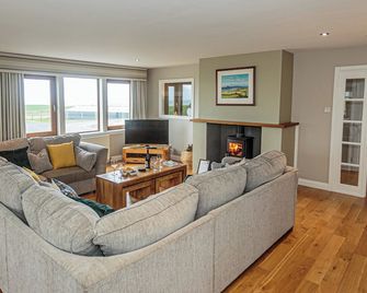 Corsewall Castle Farm Lodges - Stranraer - Living room
