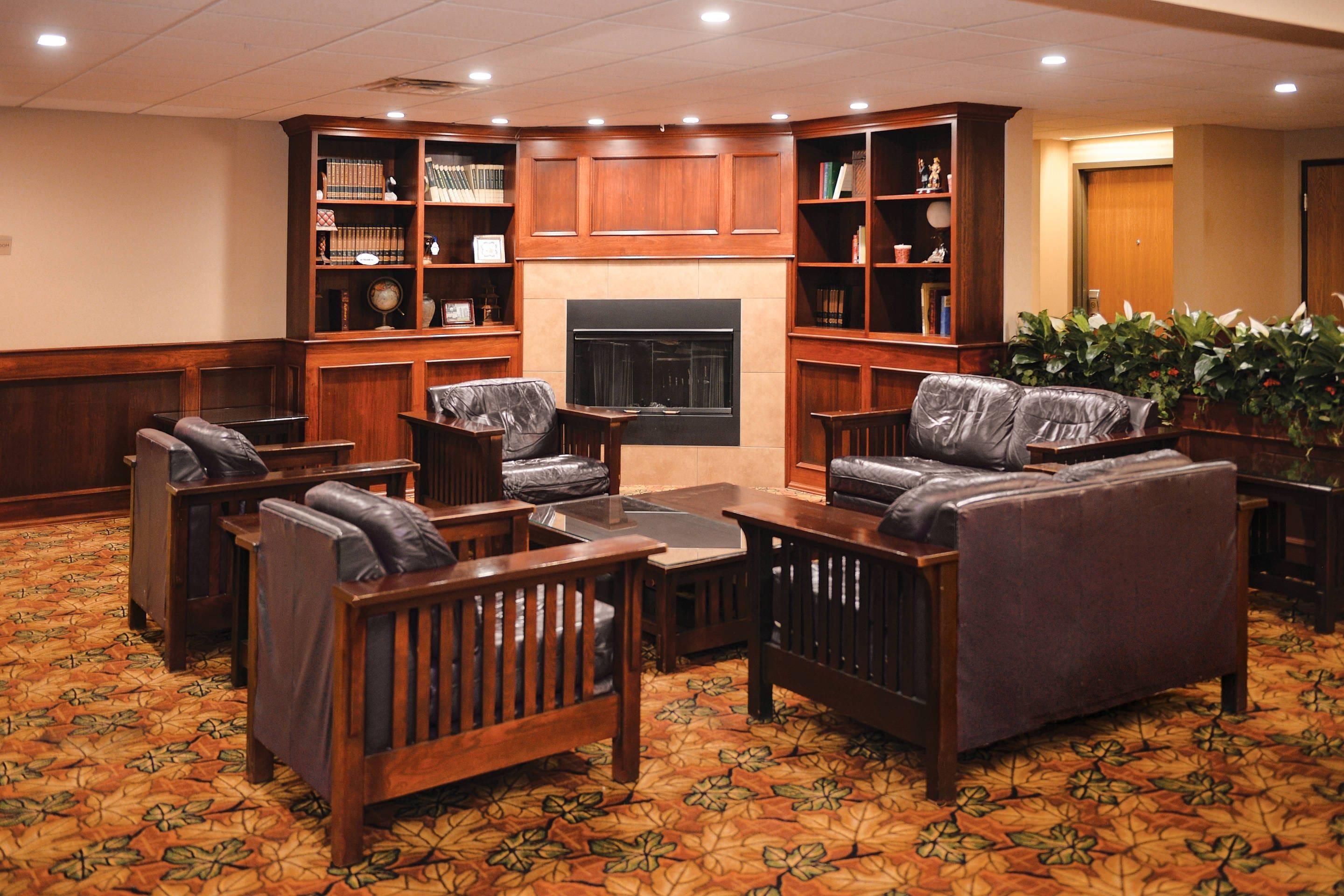 Quality Inn & Suites Ames Conference Center Near Isu Campus - Ames - Salon