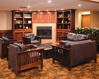 Quality Inn & Suites Ames Conference Center Near Isu Campus - Ames - Salon