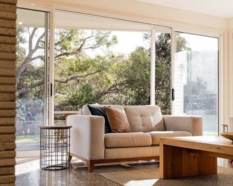 Baileys Beach House - Binalong Bay - Sala de estar