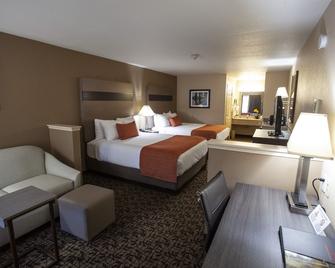 Hawthorn Suites by Wyndham Napa Valley - נאפה - חדר שינה