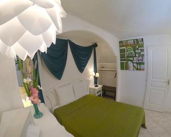Bed & Breakfast Le Beauséjour - Carcassonne - Bedroom
