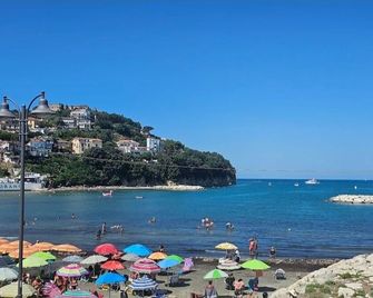 100 passi dal mare - Agropoli