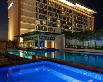 Le Méridien City Centre Bahrain - Manama - Piscina