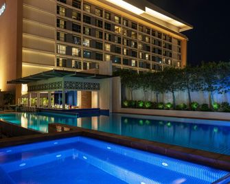 Le Méridien City Centre Bahrain - Manama - Pool