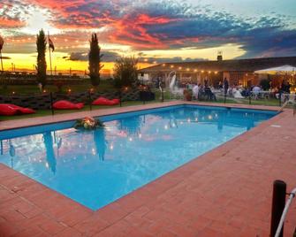 Agriturismi Farina - Castiglione del Lago - Piscina