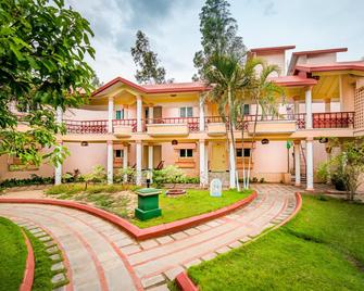Hotel Sadhabishegam - Mayiladuthurai - Edificio