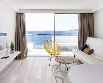 Sud Ibiza Suites - Ibiza-Stadt - Wohnzimmer