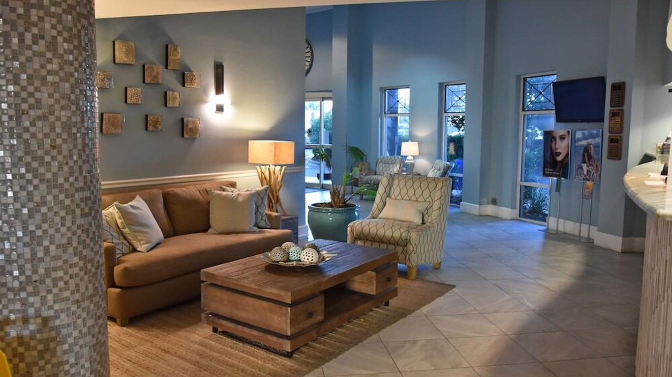 The Terrace at Pelican Beach