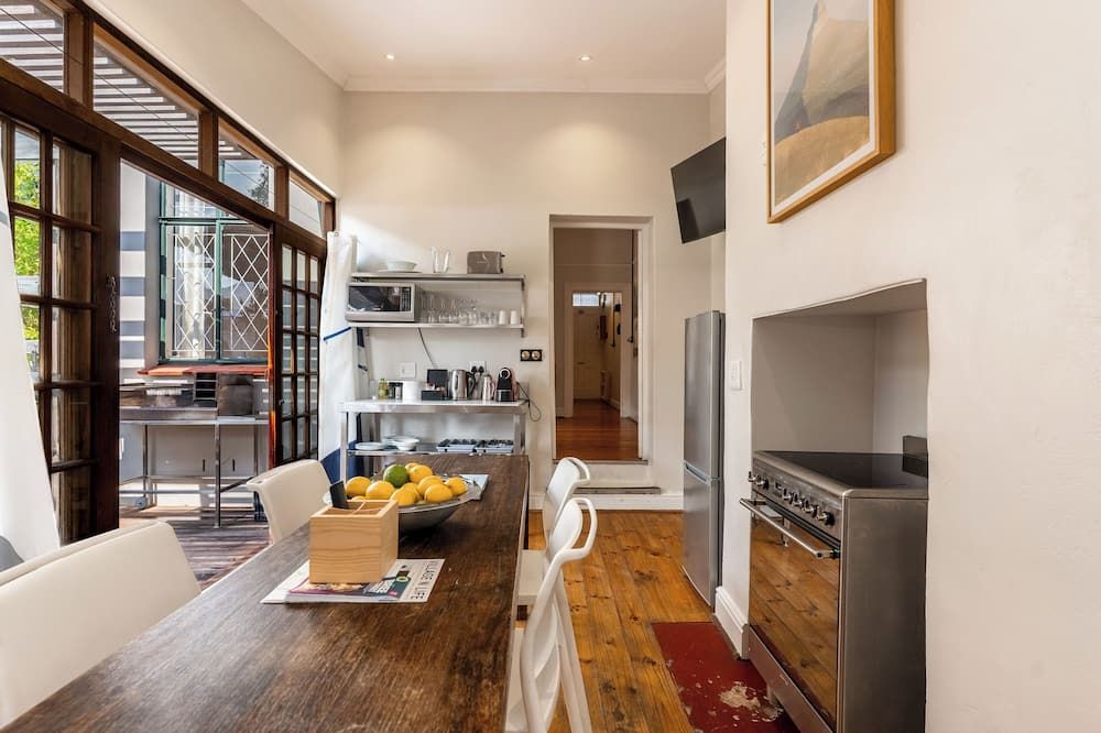 Camps Bay Village - Cape Town