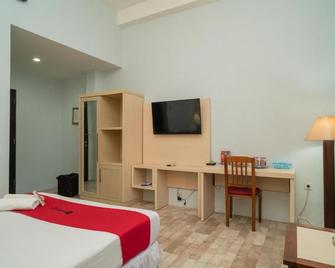 RedDoorz Plus Near Uin Banjarmasin - Банджармасін