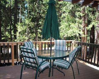 Karock Lodge - Summer Pool Access! - Dorrington - Balcón