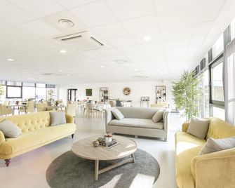 Zenao Appart'hôtels Mulhouse - Mulhouse - Lobby