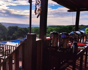 Ratanakiri Paradise Hotel & Restaurant - Banlung - Balcón