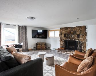 Misty Mountain Lodge - Estes Park - Sala de estar