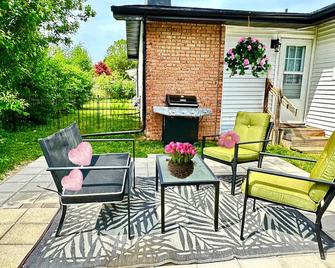 Whisper Valley - Saginaw - Patio