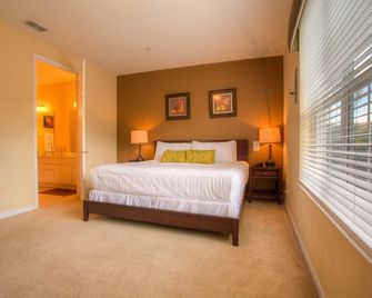 Stylish Condo at Vista Cay Resort Minutes to WDW - Orlando - Slaapkamer