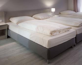 Hotel Deutsches Theater - Munich - Bedroom