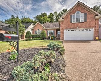 Antioch Home w/ Grill & Patio - 14 Mi to Nashville - Antioch - Building