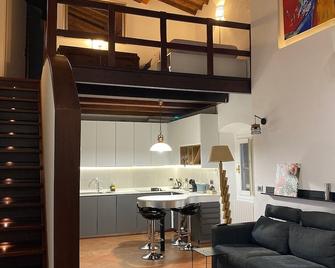 Tuscany Loft In The City - Livorno - Sala de estar