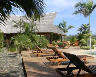 엘 사바네로 에코 로지 - 타마린도 - 파티오