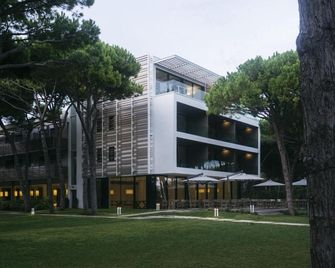 Hotel Mediterraneo Suite&Residence - Jesolo - Gebäude