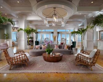 Oceanfront Suite In A Beautiful Resort Located Right On The Sand!! - Fort Lauderdale - Lobby