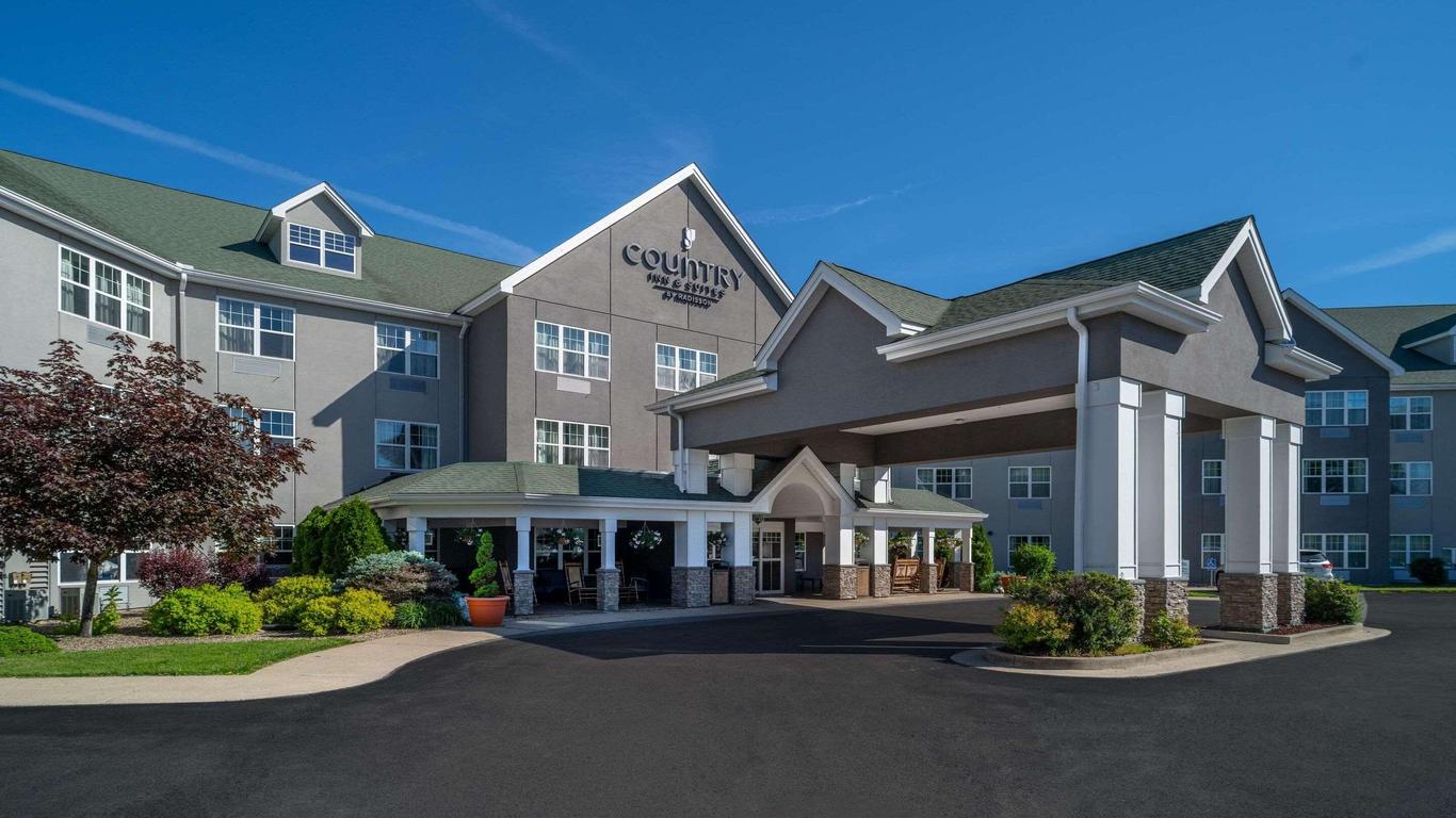 Country Inn & Suites by Radisson, Beckley, WV