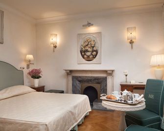 Executive Hotel - Florence - Bedroom