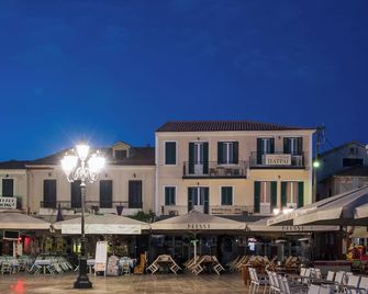 Hotel Patrai - Lefkáda - Gebäude