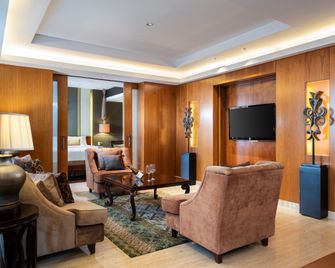 ARTOTEL Suites Bianti Yogyakarta - Yogyakarta - Lounge