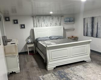 Cozy 1 bedroom studio area in Yonkers NY - Yonkers - Bedroom
