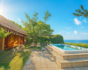 The Seaes Hotel & Resort - Seogwipo - Pool