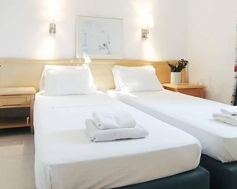 Alykes family resort - Corfu - Bedroom
