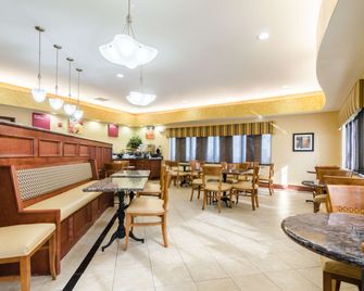 Comfort Suites Salina South - Salina - Restaurant