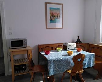 - Alsatian house - - Soufflenheim - Salle à manger